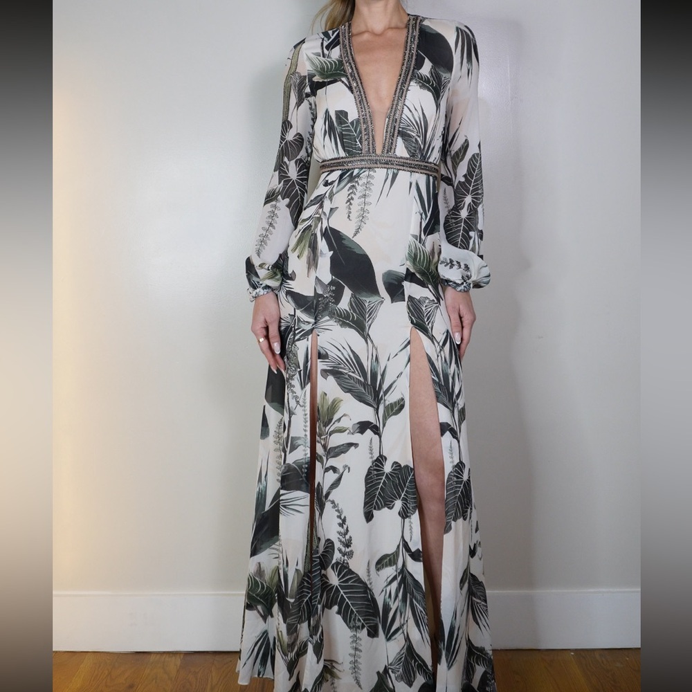 Animale Black and White Long Sleeve Dress